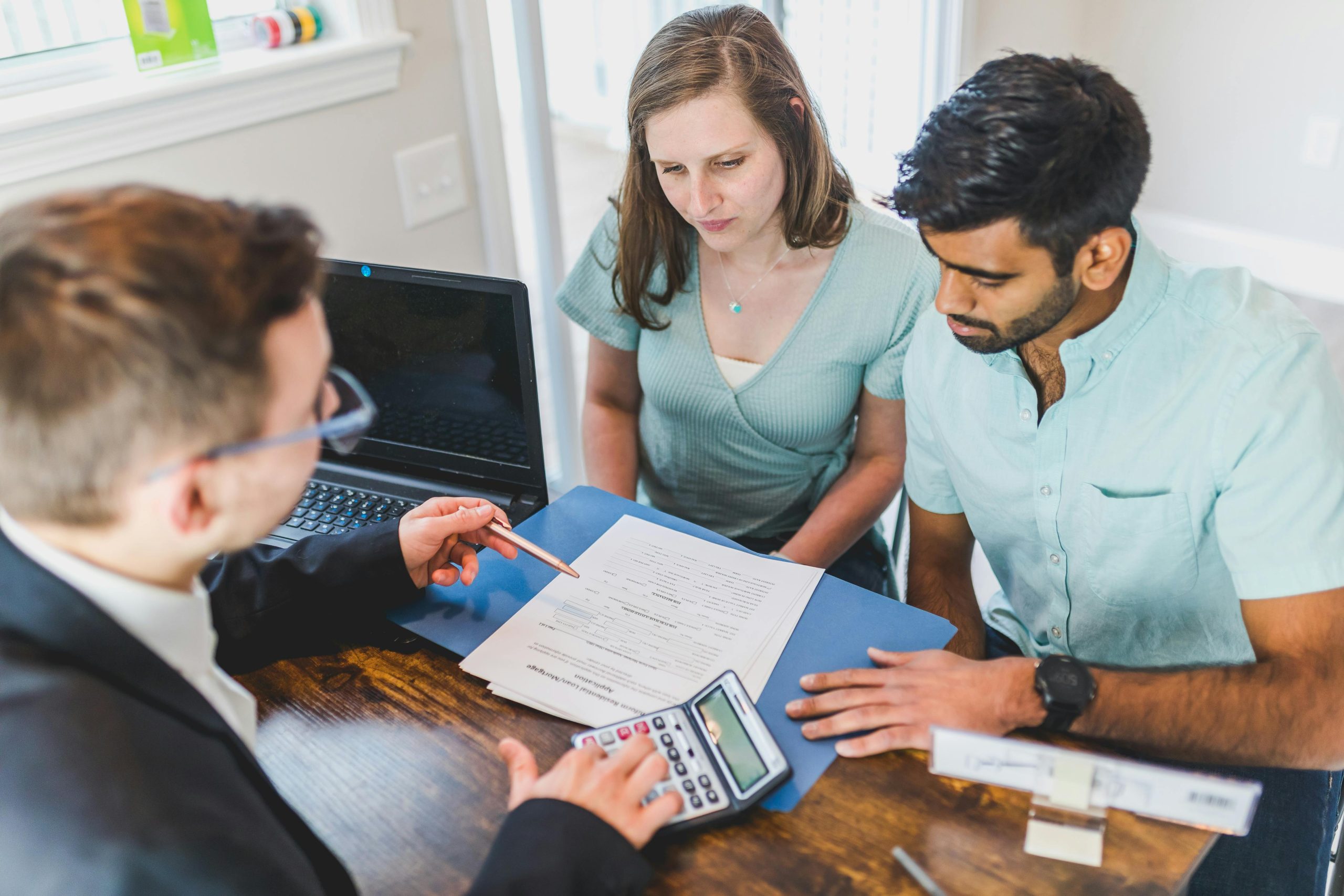 Hoeveel geld heb je nodig om in vastgoed te investeren? Hoeveel geld heb je nodig om in vastgoed te investeren?